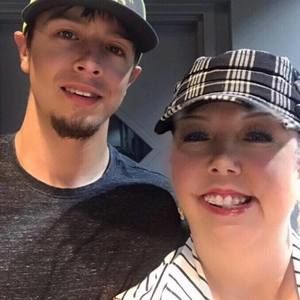 Meet your Posher, Sherry